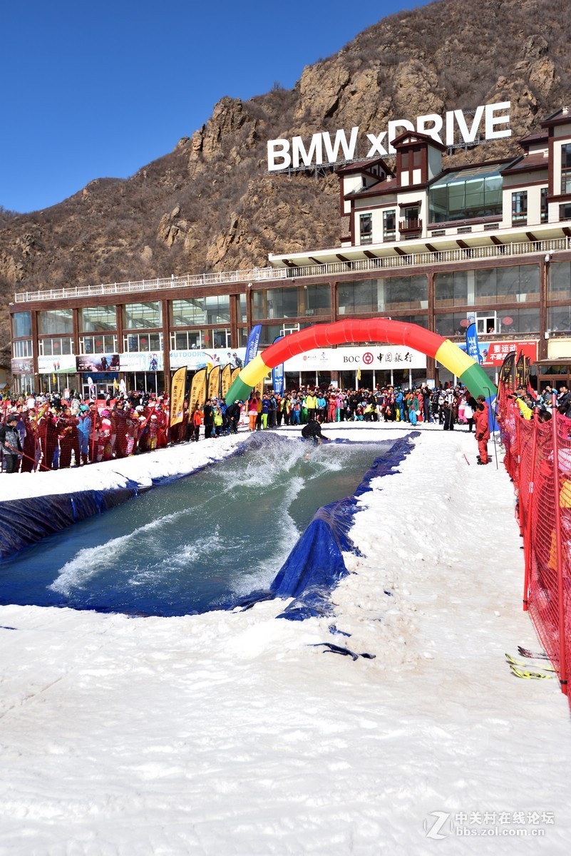 滑雪运动---------试试相机的自动连拍