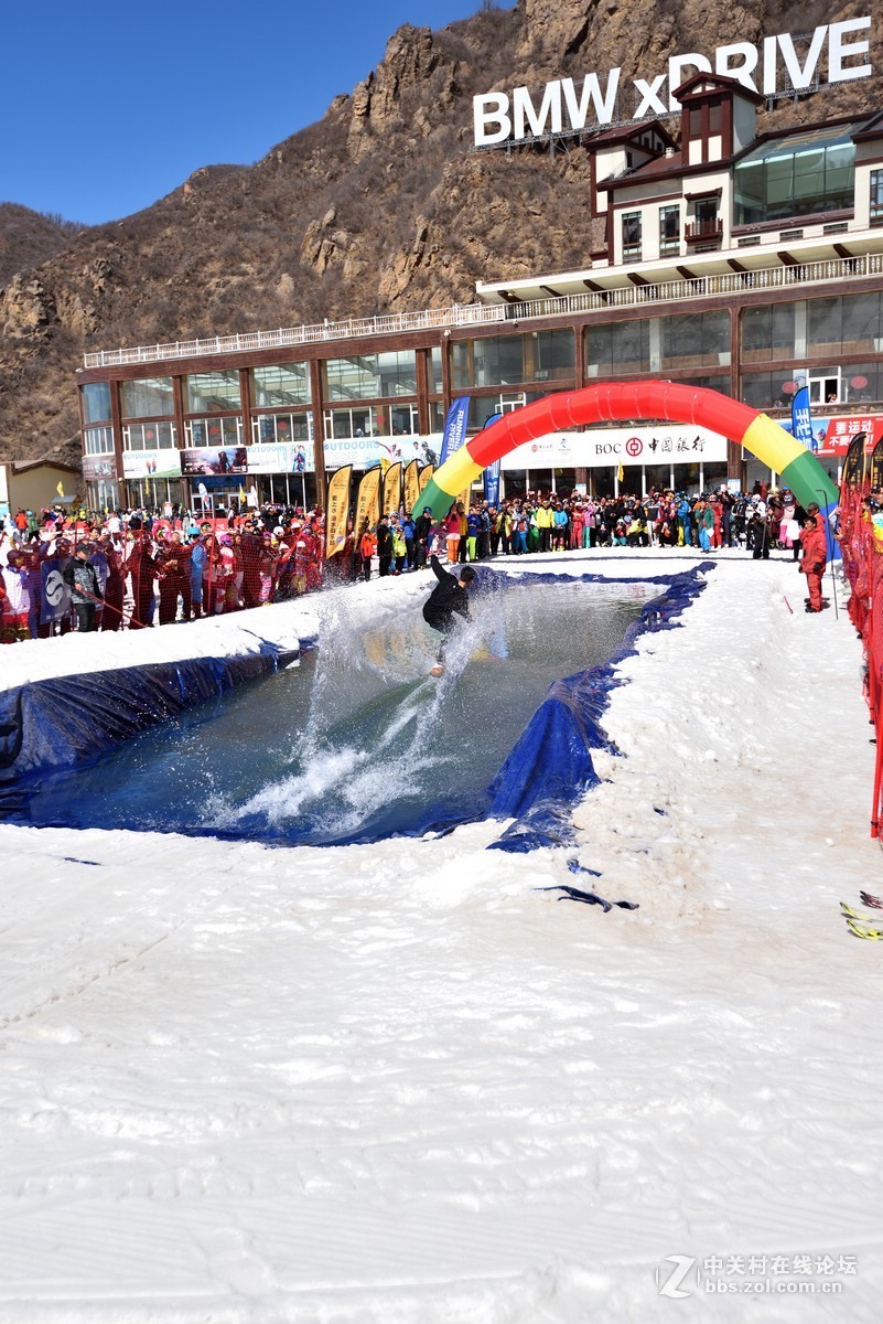 滑雪运动---------试试相机的自动连拍
