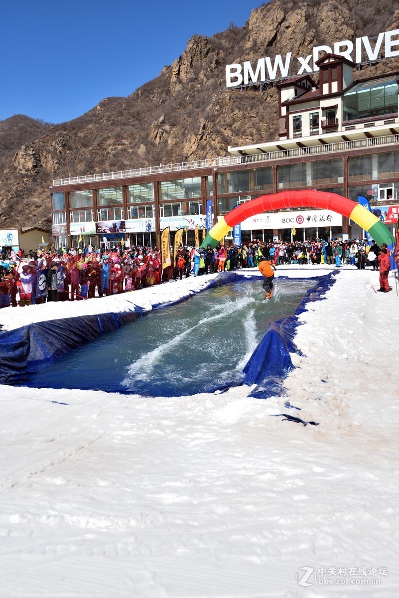 滑雪运动---------试试相机的自动连拍