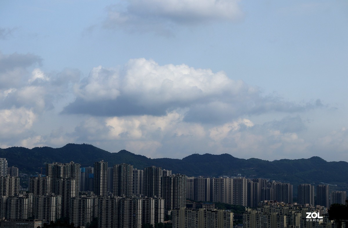 EOS M6 城市蓝天白云