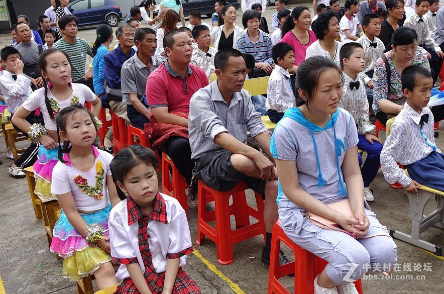 阳光舞台的残障儿童