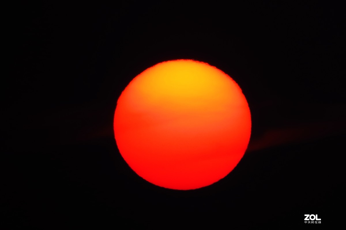 下班路上随手拍：初春之夕阳西下……