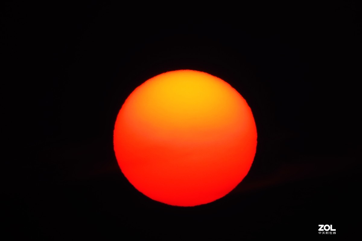 下班路上随手拍：初春之夕阳西下……