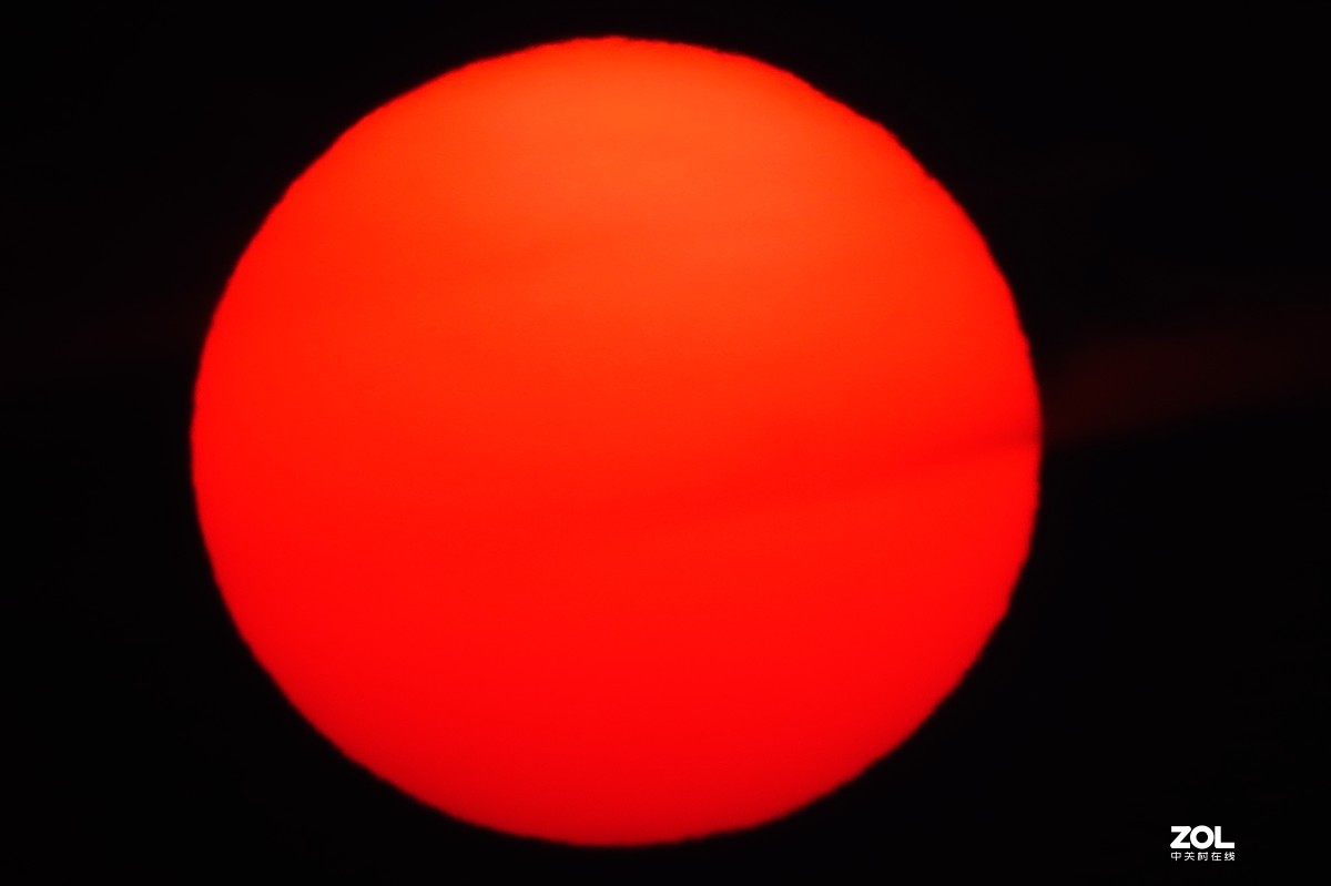 下班路上随手拍：初春之夕阳西下……