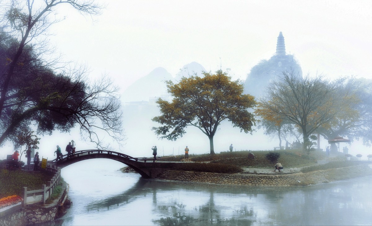 醉美桂林！烟雨漓江