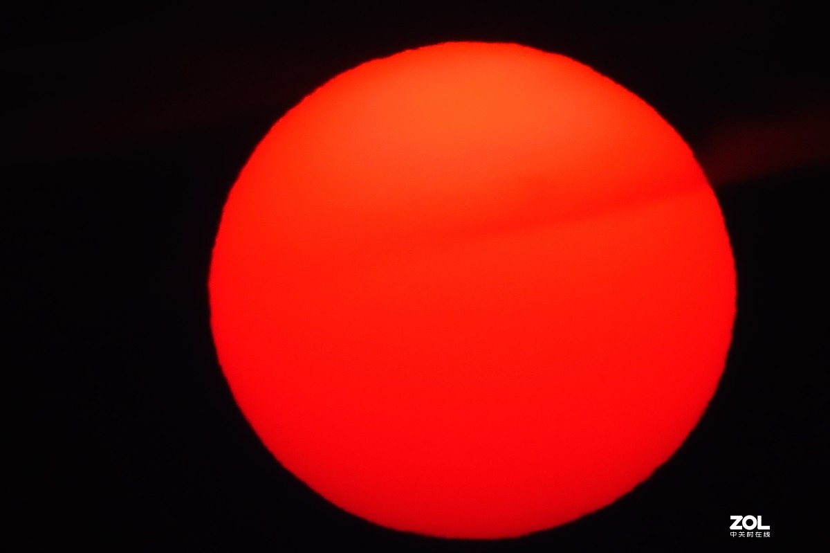 下班路上随手拍：初春之夕阳西下……