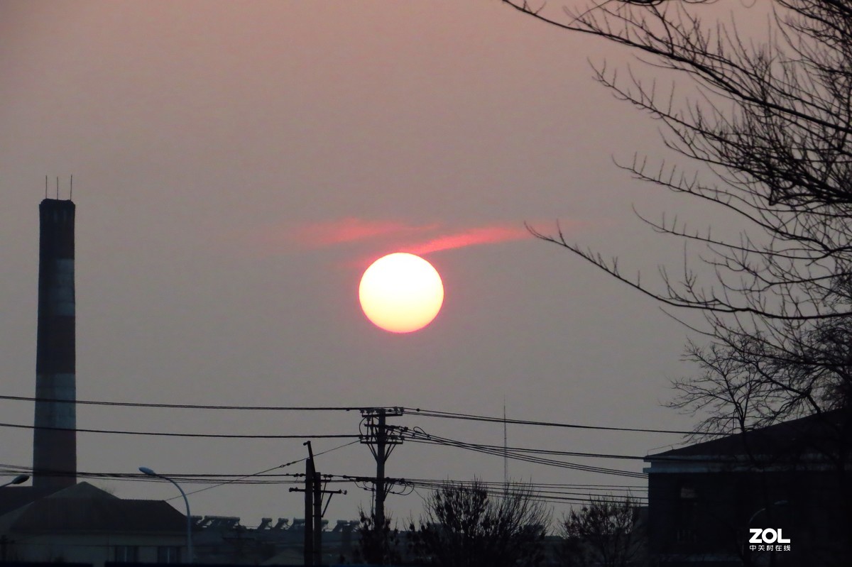 下班路上随手拍：初春之夕阳西下……
