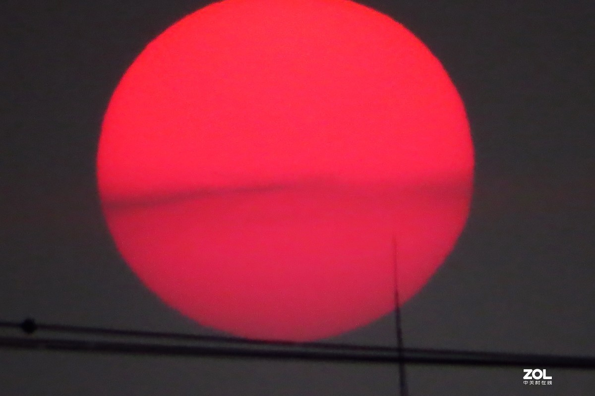 下班路上随手拍：初春之夕阳西下……