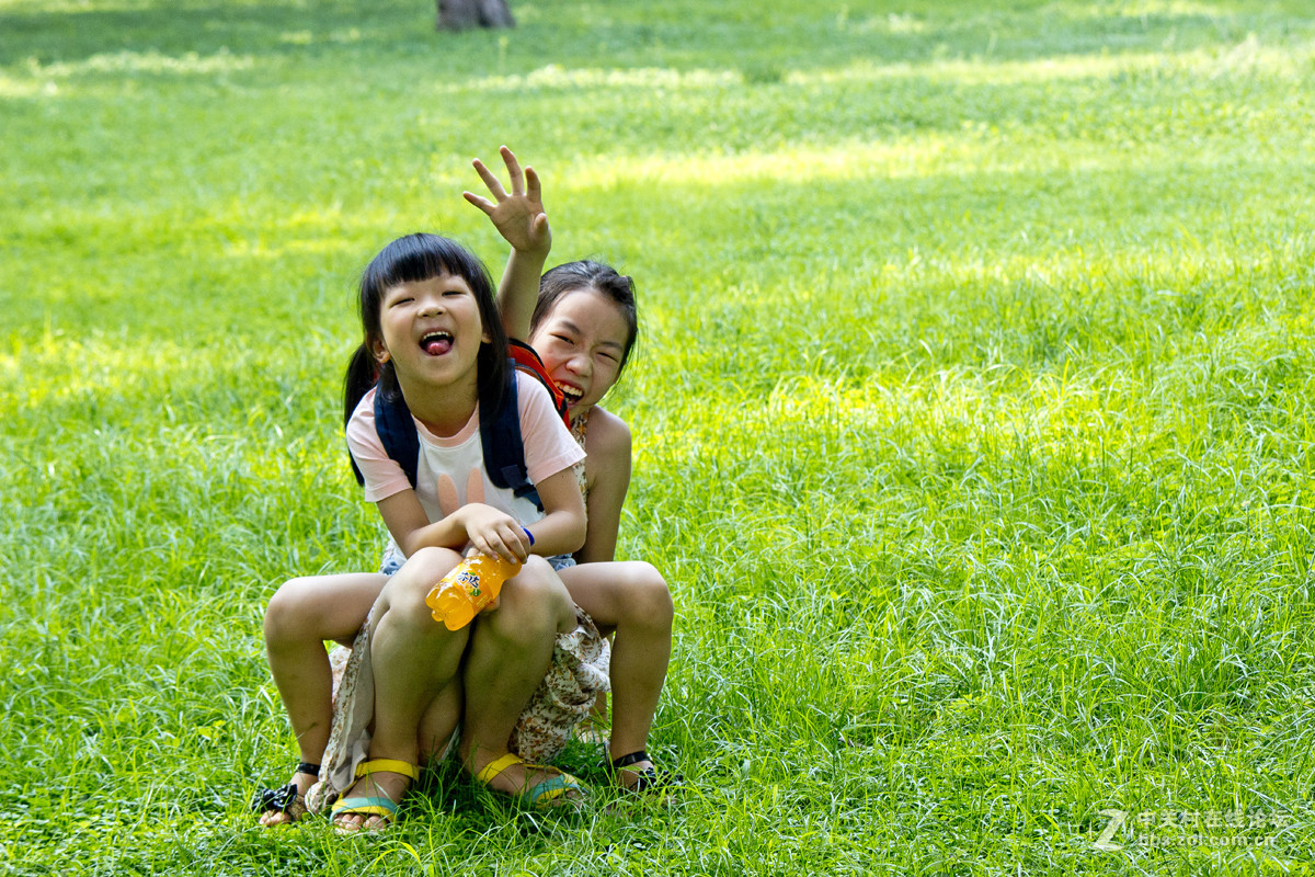 两个小孩-中关村在线摄影论坛
