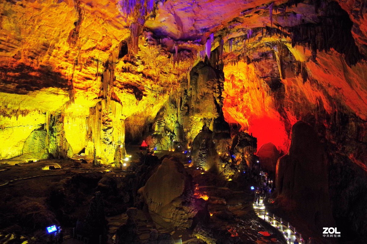 贵州--- 织金洞被评为中国最美的旅游胜地