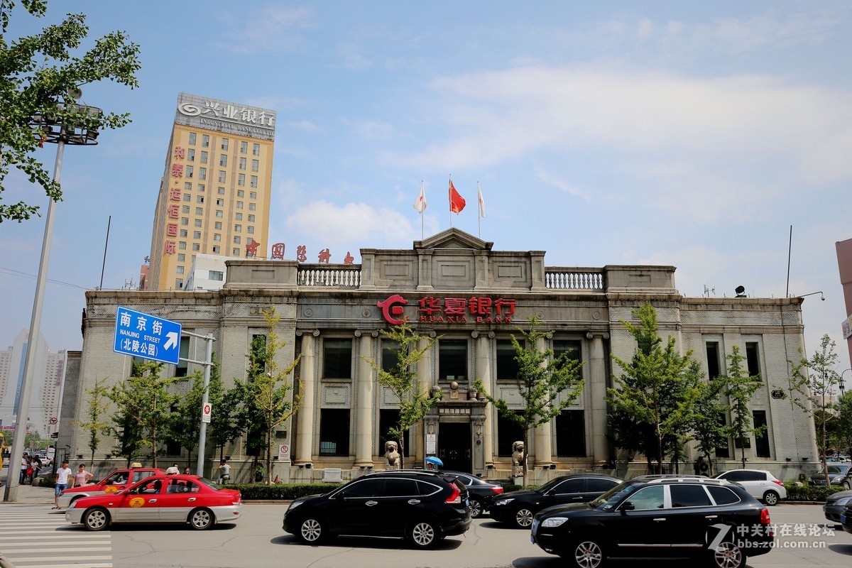 群像中山广场篇---------2015.8.7日 阵雨间歇时 于 沈阳中山广场拍摄习作分享