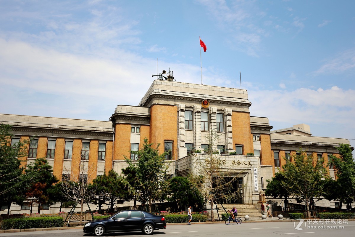 群像中山广场篇---------2015.8.7日 阵雨间歇时 于 沈阳中山广场拍摄习作分享