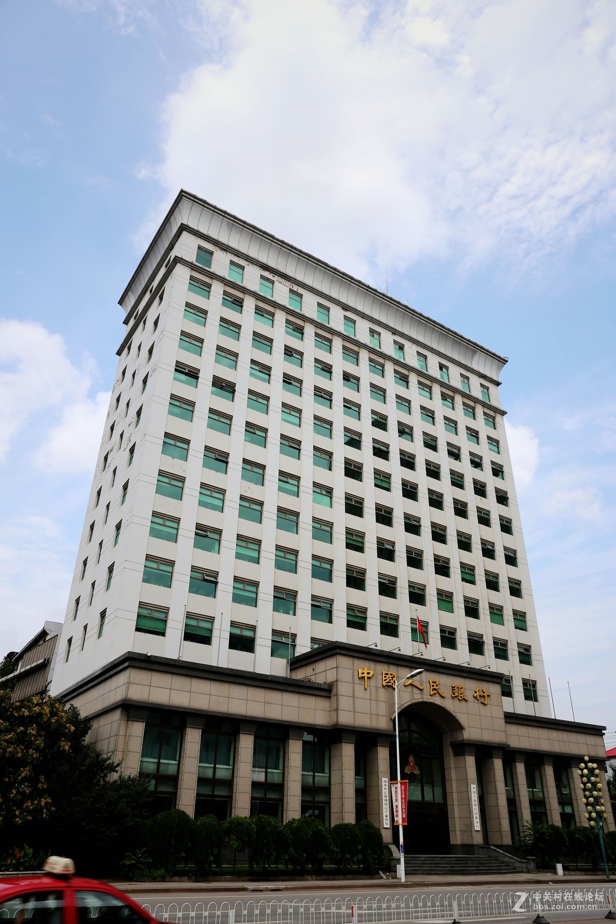 群像中山广场篇---------2015.8.7日 阵雨间歇时 于 沈阳中山广场拍摄习作分享