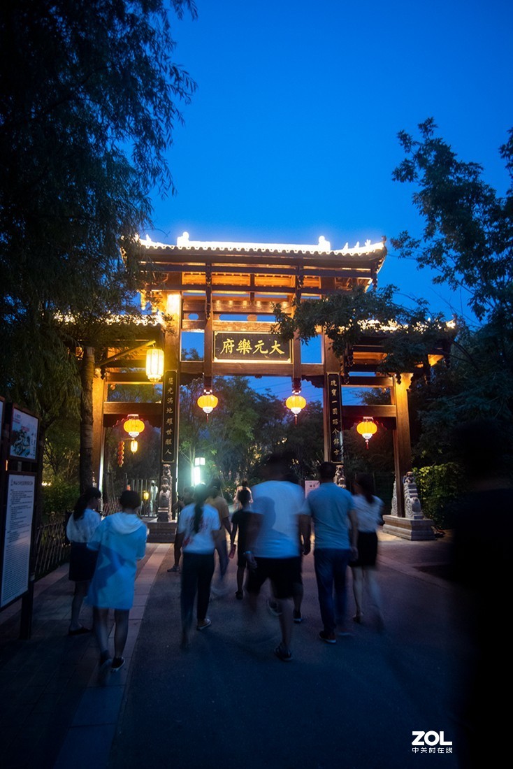 夜游德明古镇