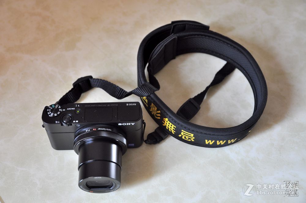 SONY RX100III配 色影无忌肩带，酷毙了。