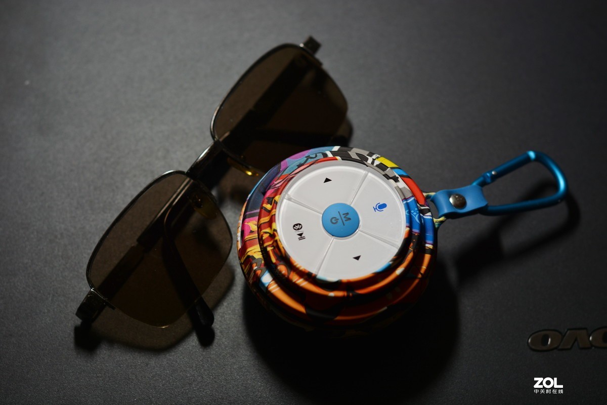 茶几上物品拍几样