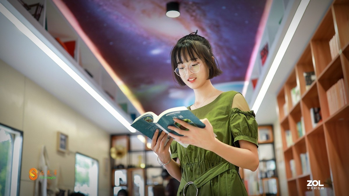 5D4+35L F1.4 二代是室内人像的绝配