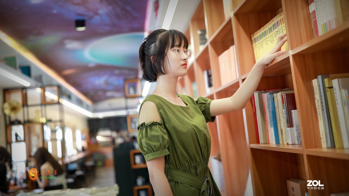 5D4+35L F1.4 二代是室内人像的绝配