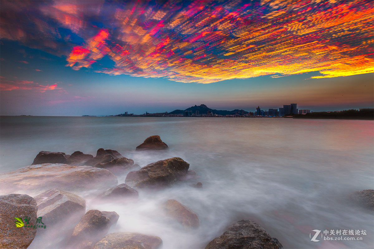 迷人的石老人海湾