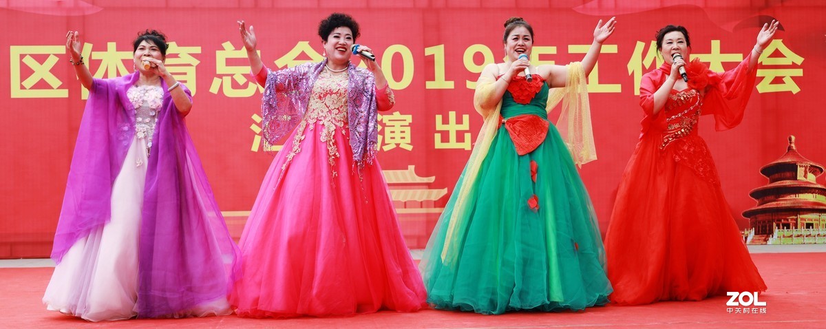 吾悦广场拍女生小合唱，续，完