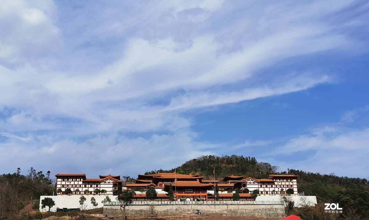 江西赣州马祖岩远眺（手机拍摄）