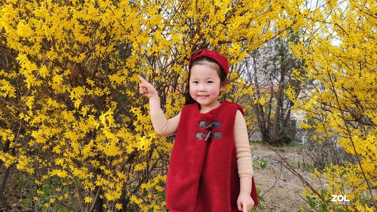 孙女生活照（手机怕）