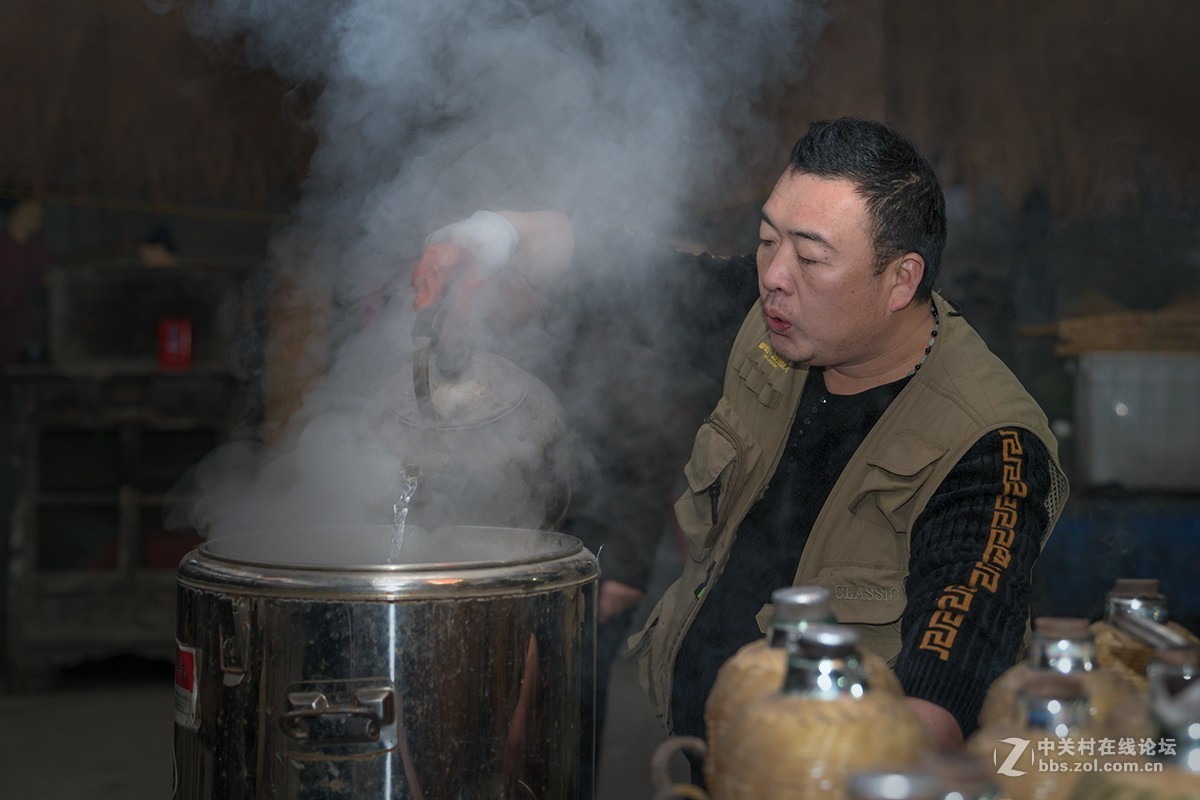 临涣镇上的茶客