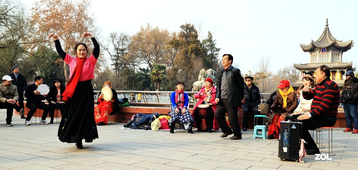 老有所乐-跳舞的人们《3》