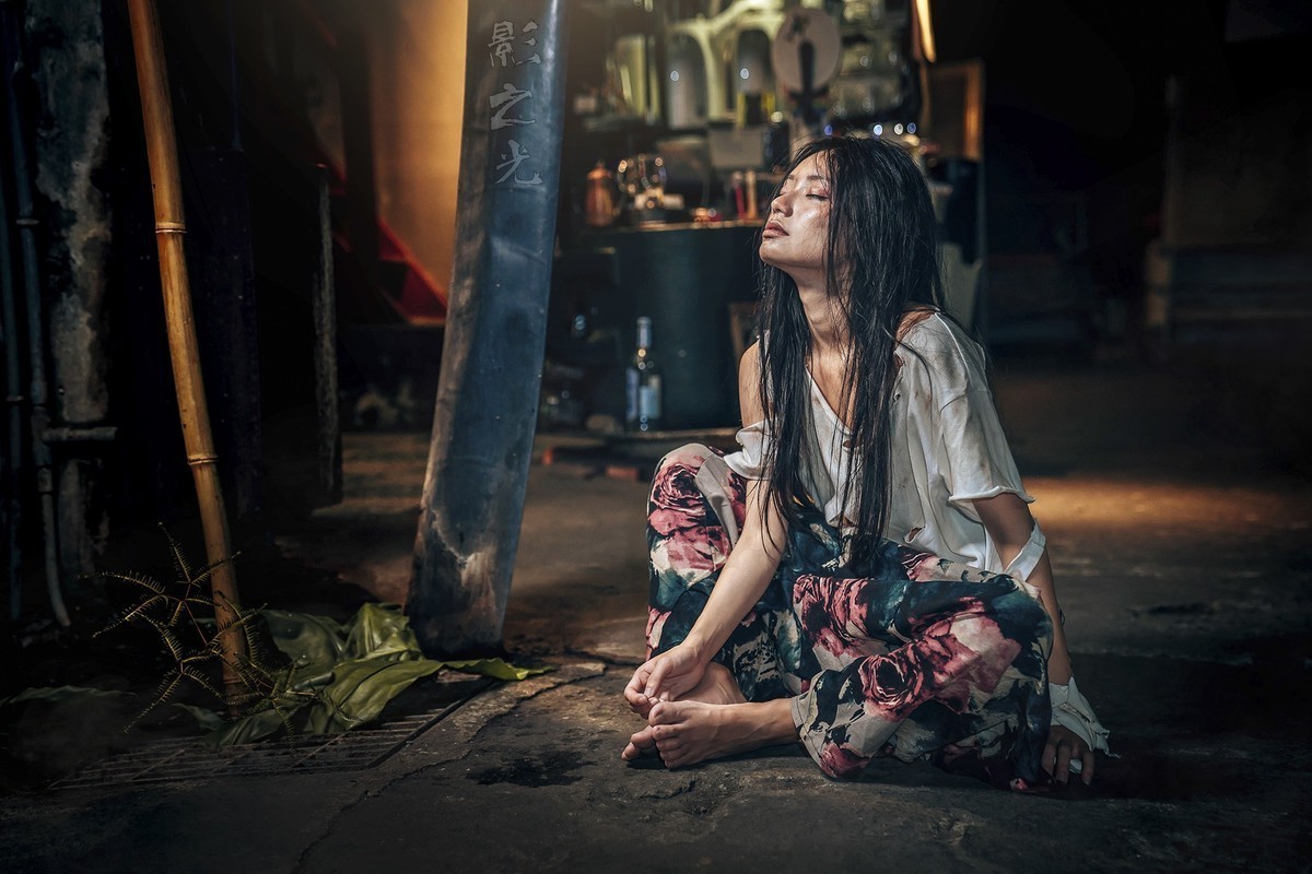 影之光—衣衫褴褛