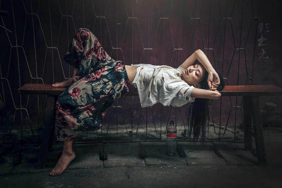 影之光—衣衫褴褛