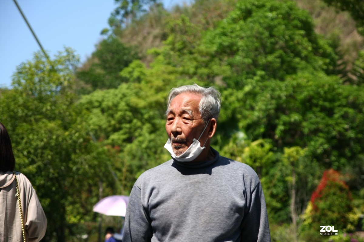 老人（直出没修，抓拍不到位，有点糊了）
