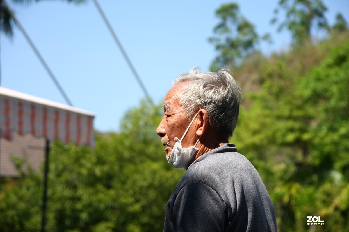 老人（直出没修，抓拍不到位，有点糊了）