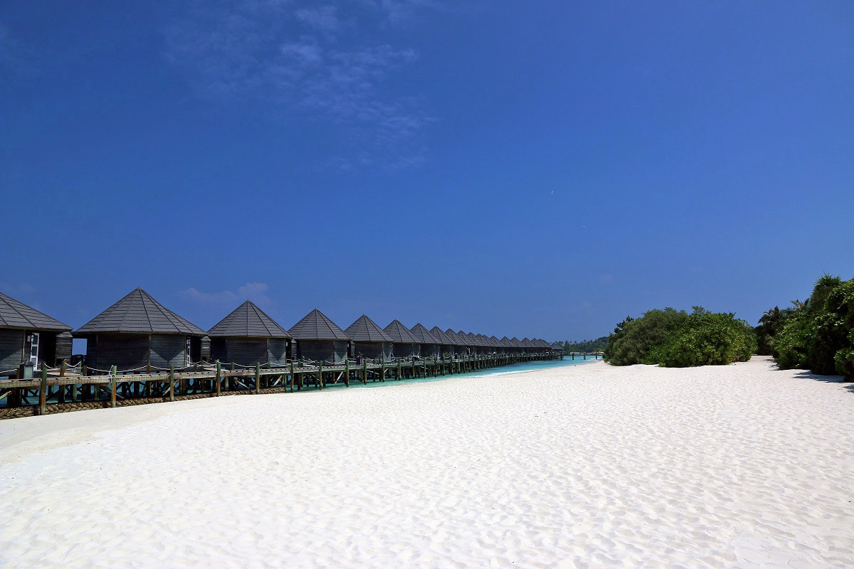 一组马尔代夫之酷拉都岛风光，祝贺好友雲龍观海荣任日照星空(中国)版主