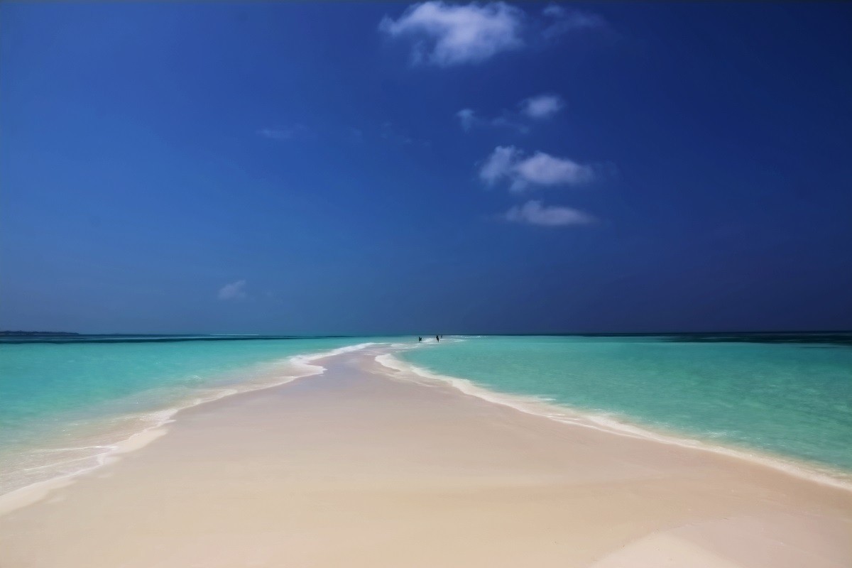 一组马尔代夫之酷拉都岛风光，祝贺好友雲龍观海荣任日照星空(中国)版主