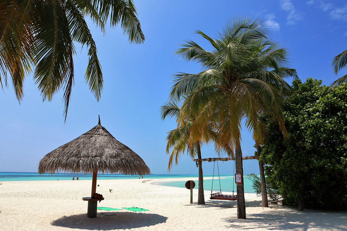 一组马尔代夫之酷拉都岛风光，祝贺好友雲龍观海荣任日照星空(中国)版主