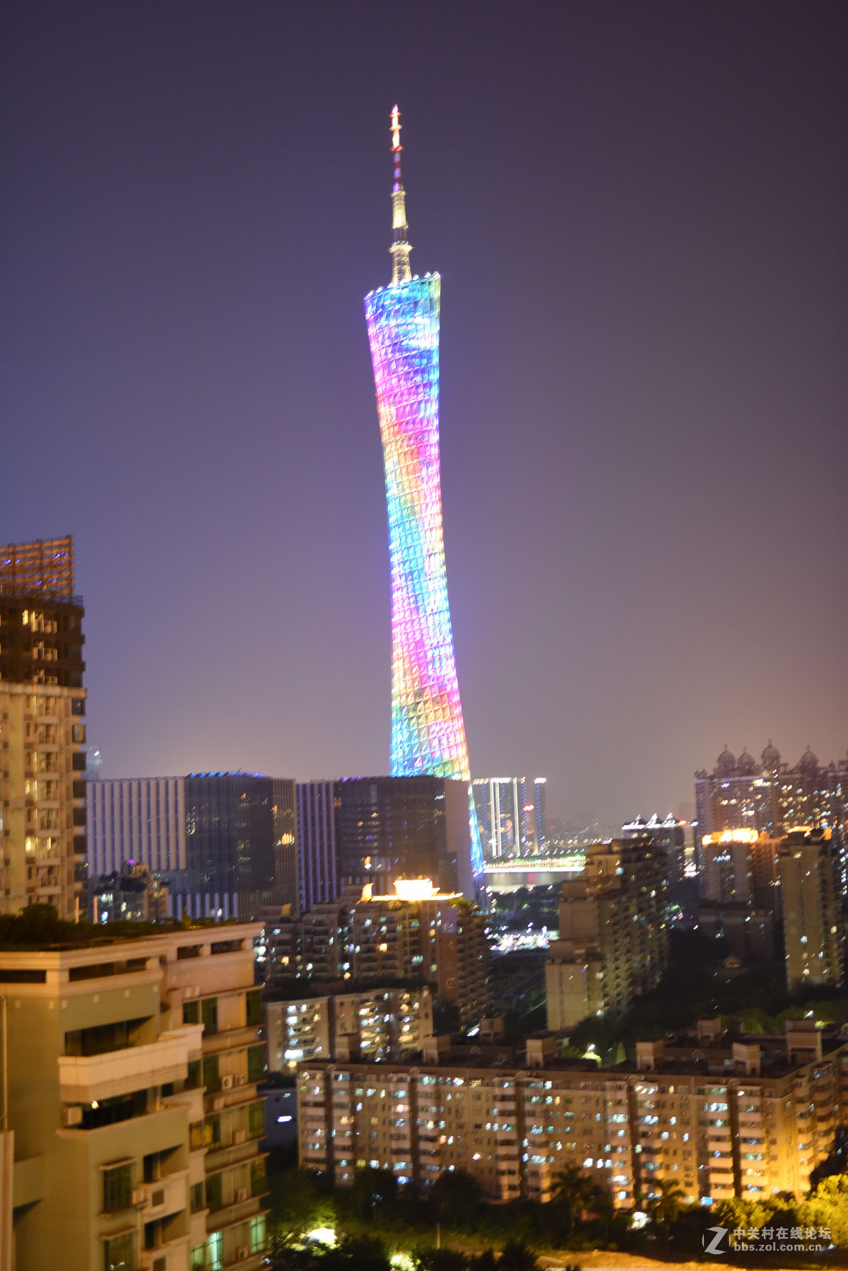 夜间小蛮腰广州塔及其周边像素做了调整为后期菜鸟发图请多多指