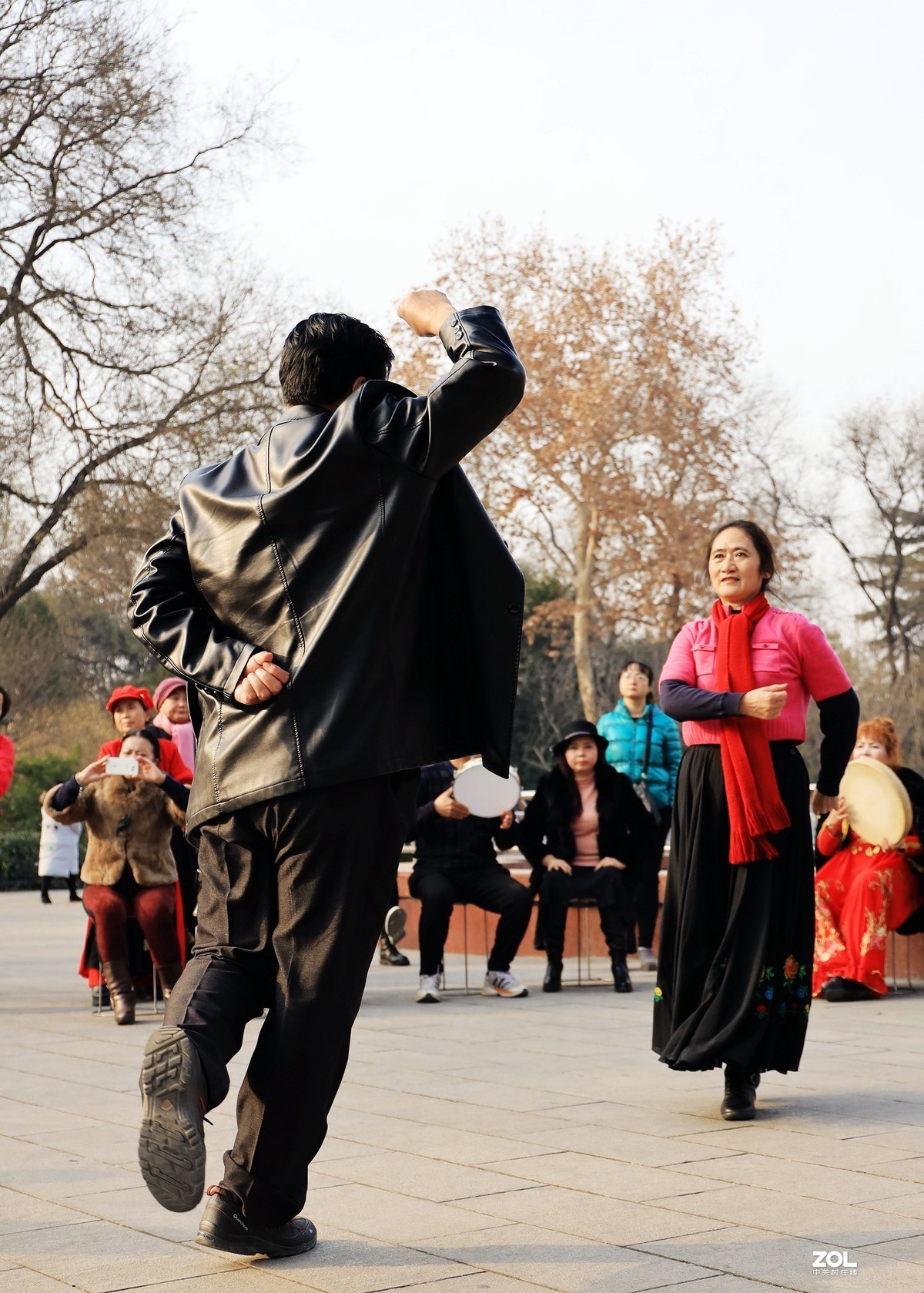 老有所乐--跳舞的人们《5》