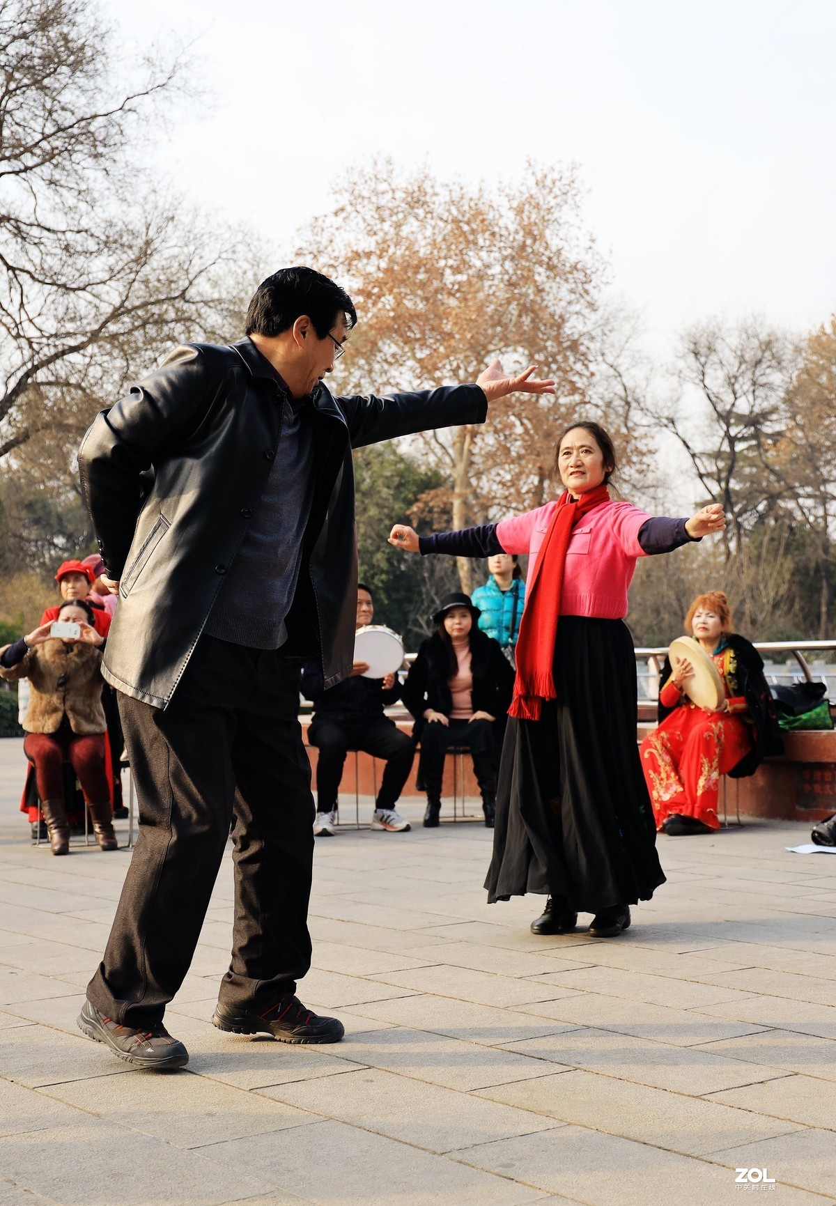 老有所乐--跳舞的人们《5》