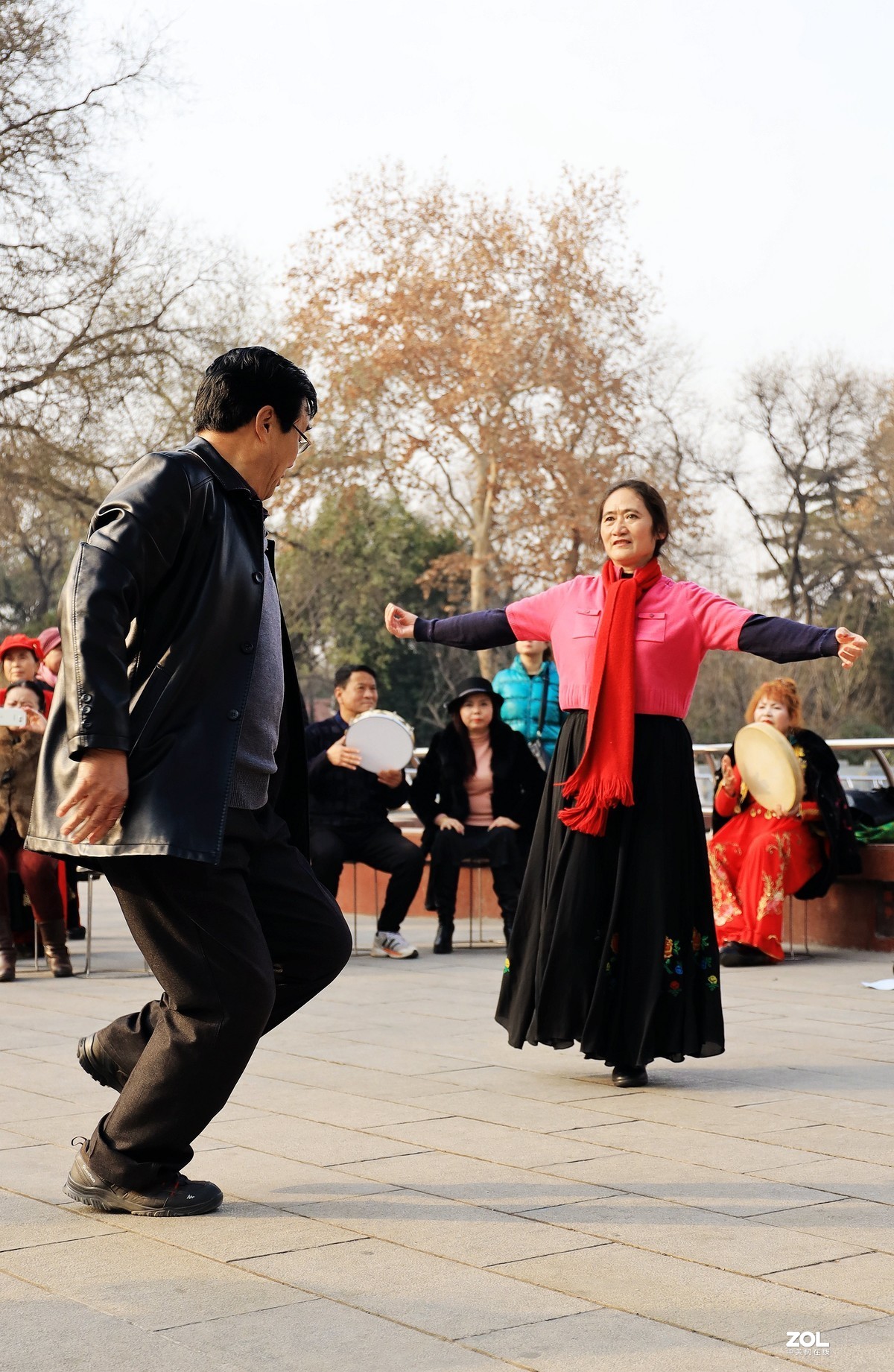 老有所乐--跳舞的人们《5》