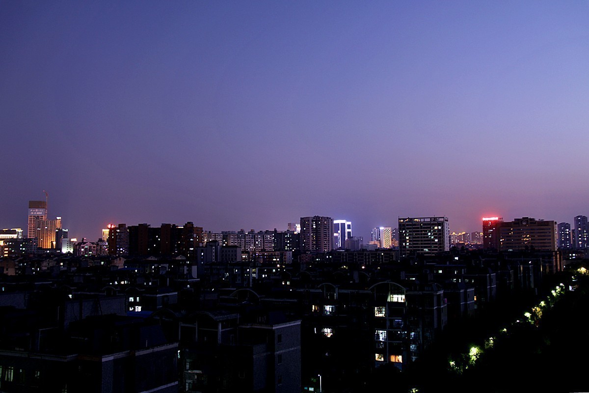 宅家不出门  立窗拍外景