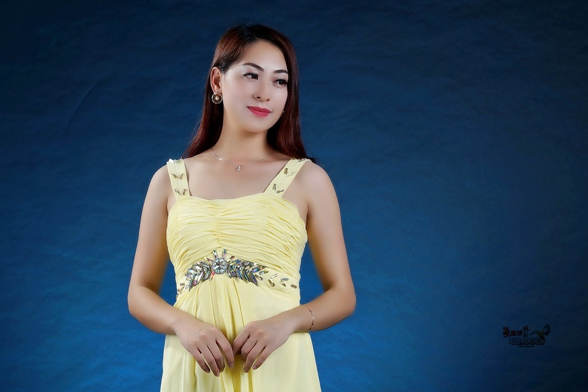 【女神风采】-----笑一笑