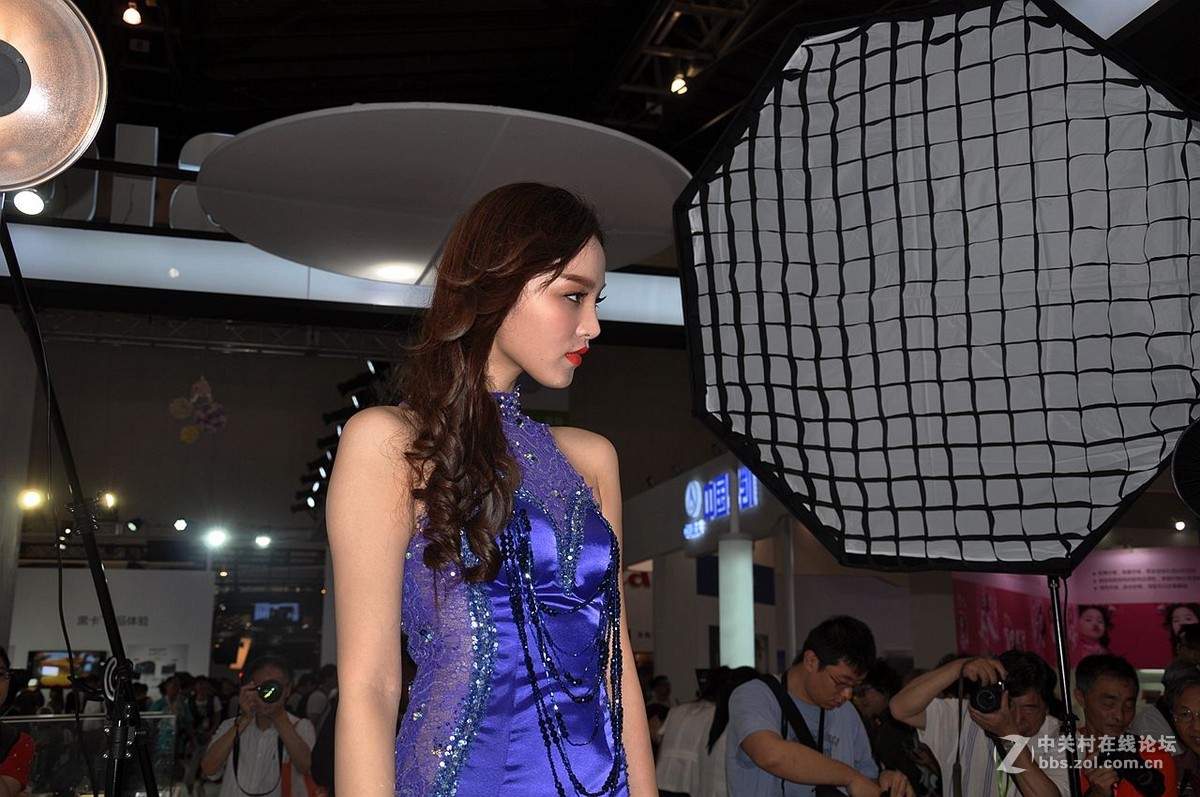 世博源摄影器材展览4