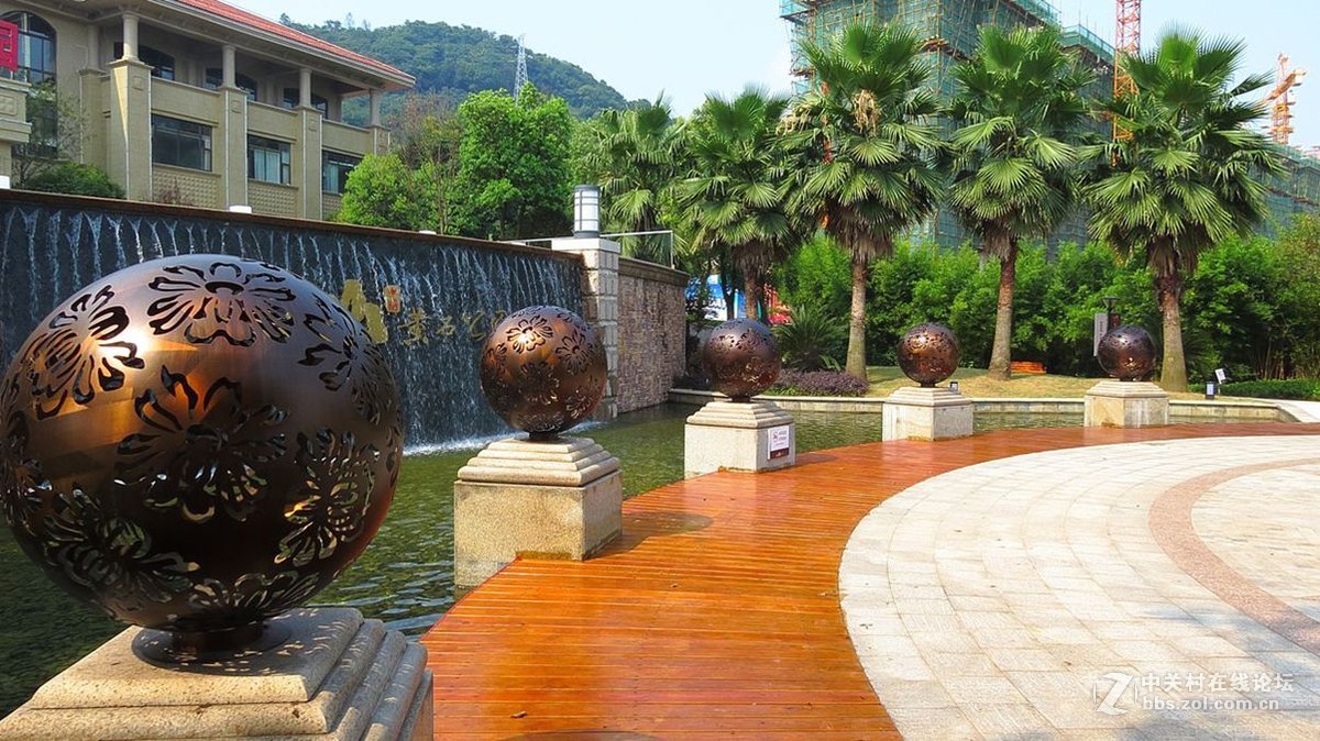 黄石侏罗纪公园