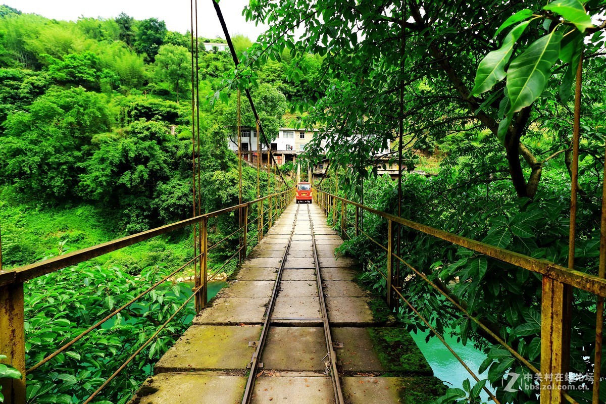 驾游《川滇老区河畔掠影》