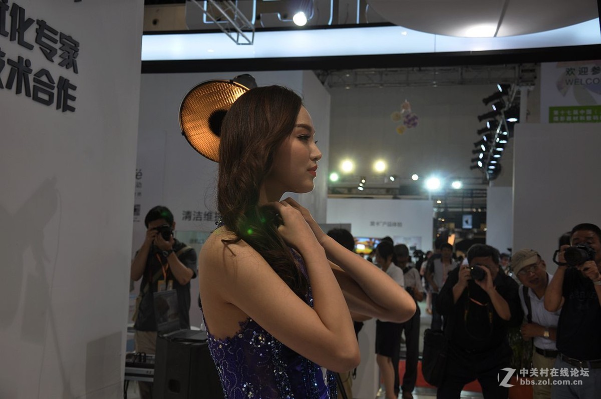 世博源摄影器材展览4