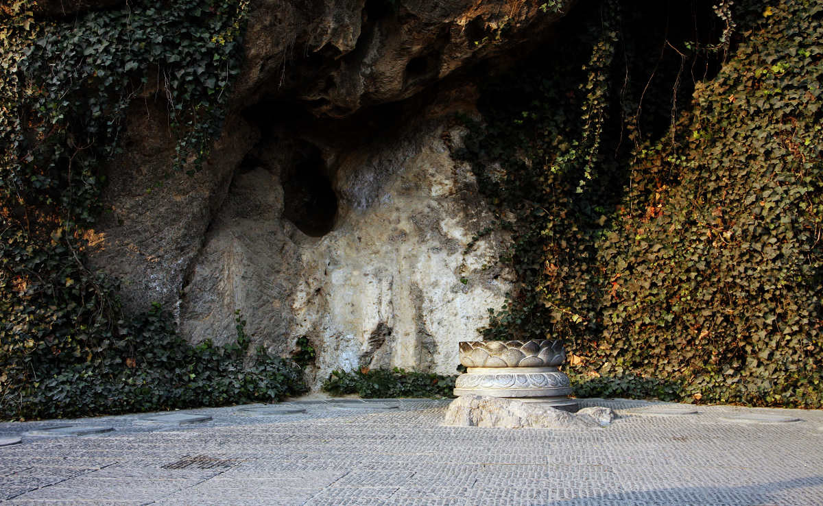 龙门石窟之记忆