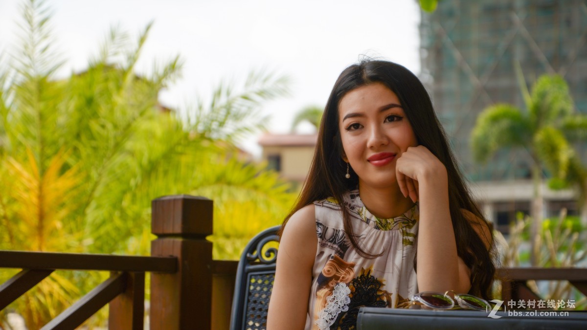 群摄中.............