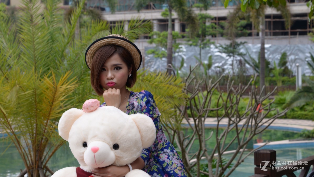 群摄中.............