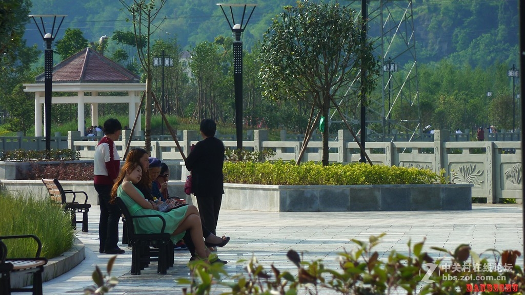 欧耶  美丽滨江