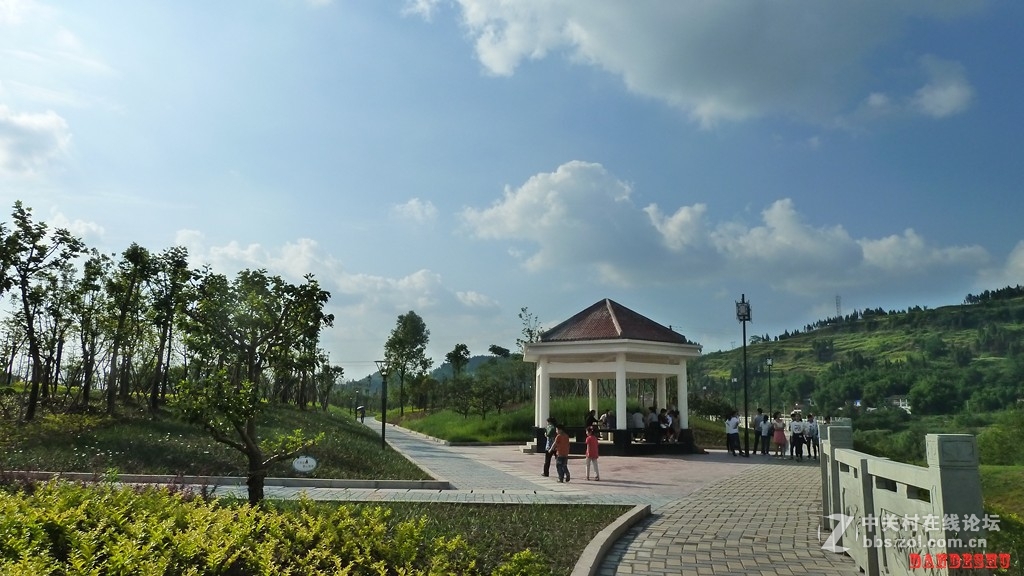 欧耶  美丽滨江